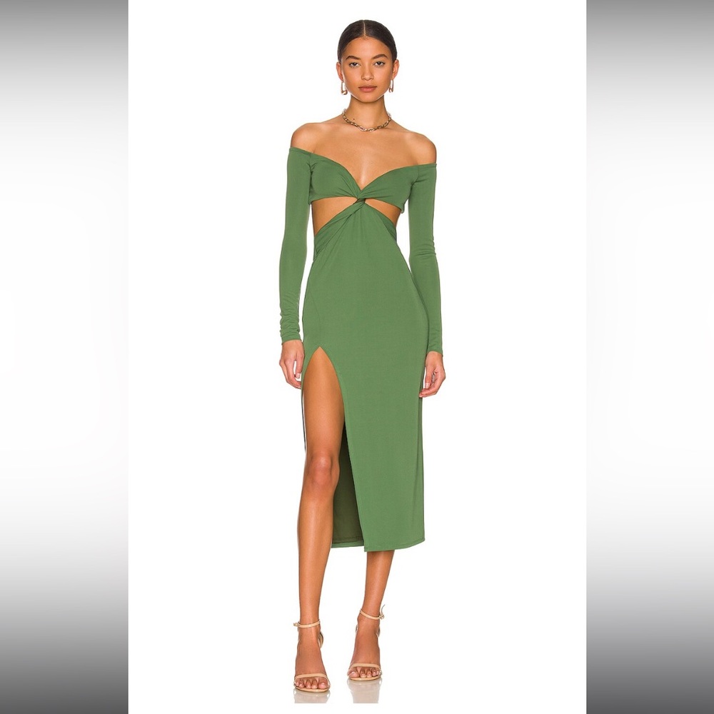 Maeve Midi Dress in Basil Green
Camila Coelho